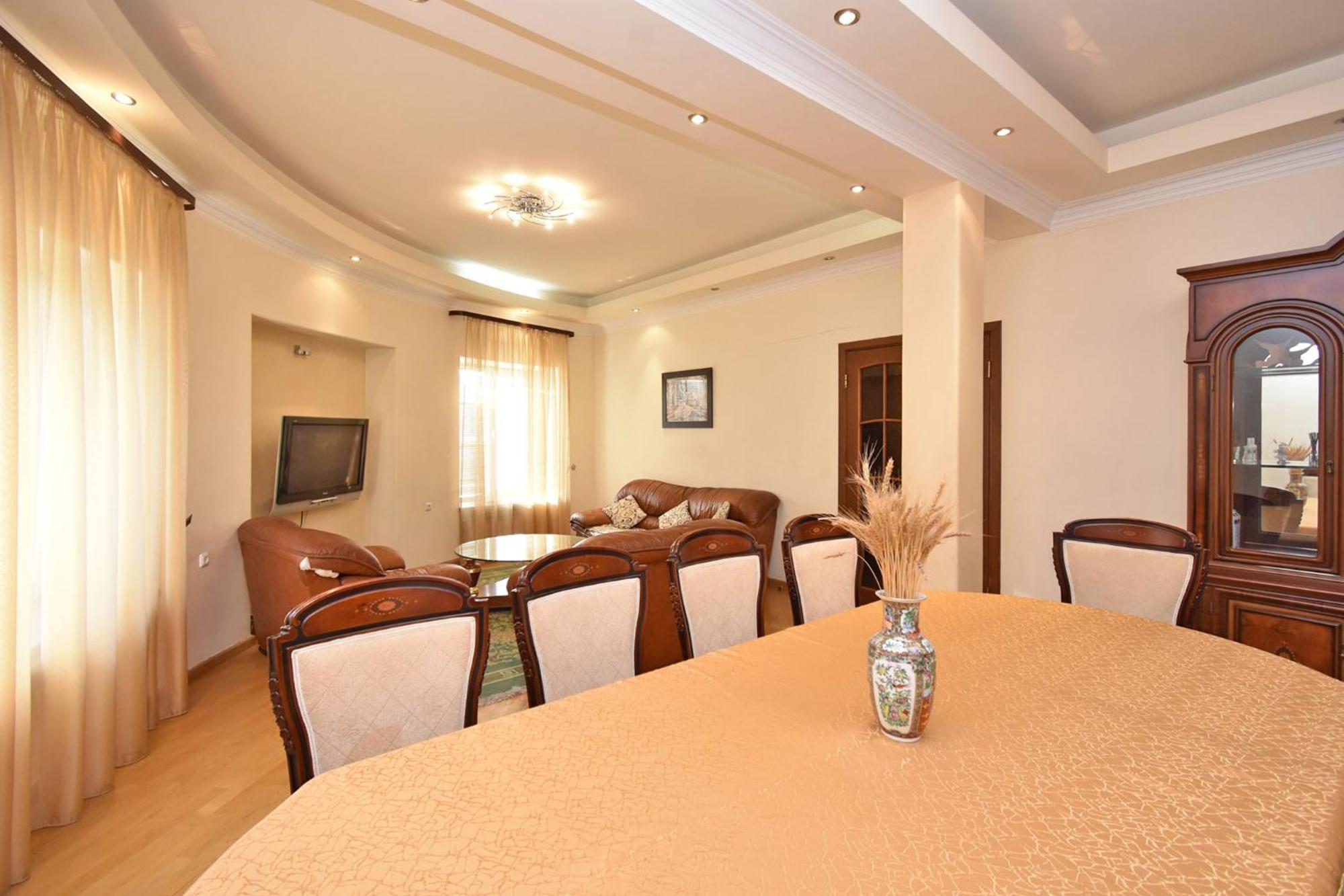 Amigo Guest Yerevan Exterior foto